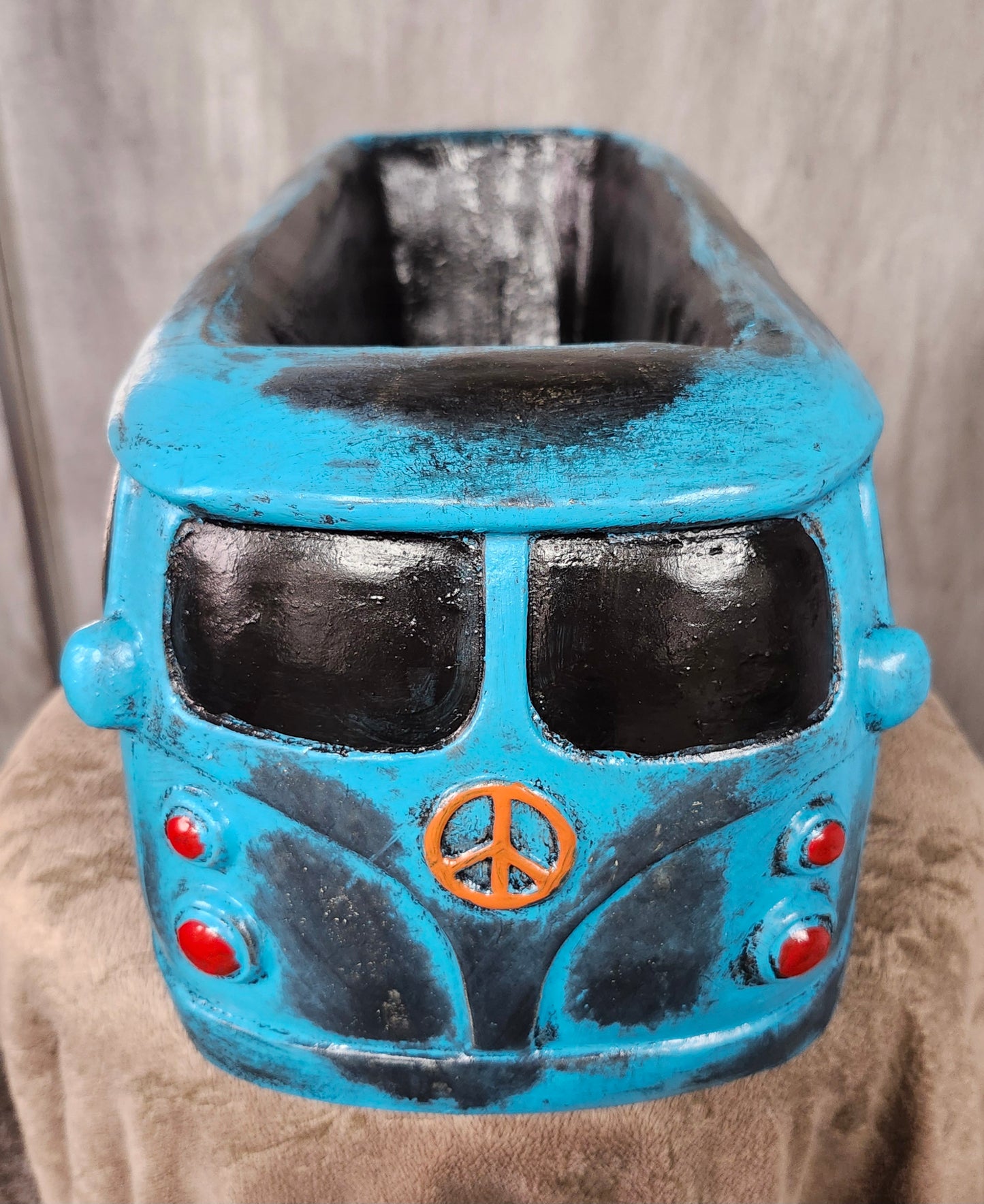 Volkswagen bus planter