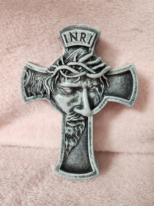 Large Jesus cross