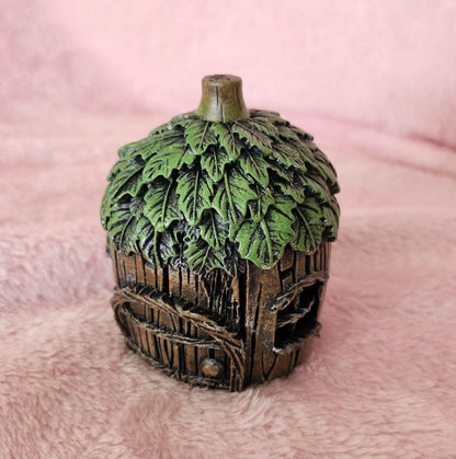 Leaf roof fairy house