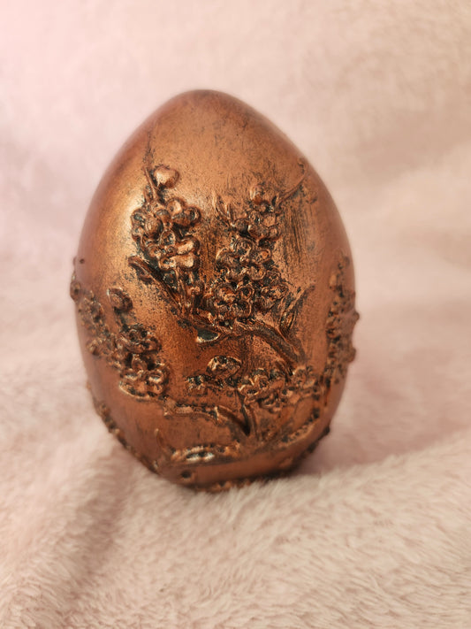 Decorative egg