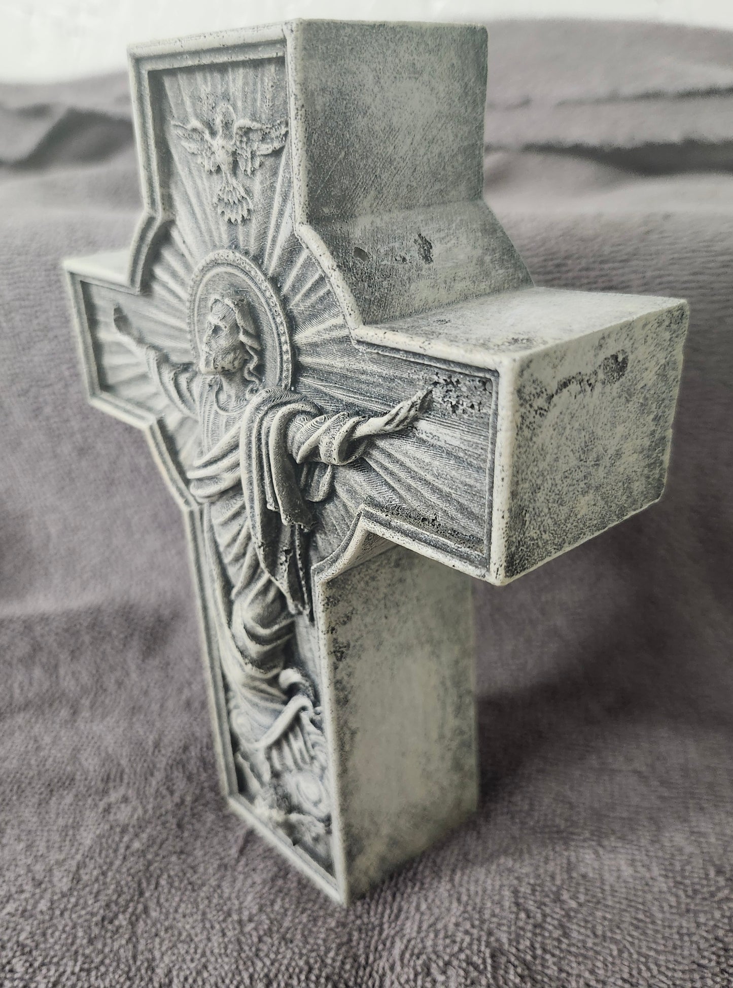 Thick Jesus cross