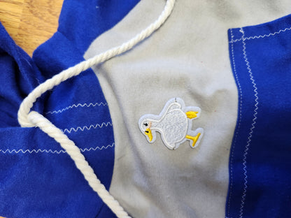 Hoodie Goose Outfit with goose patch